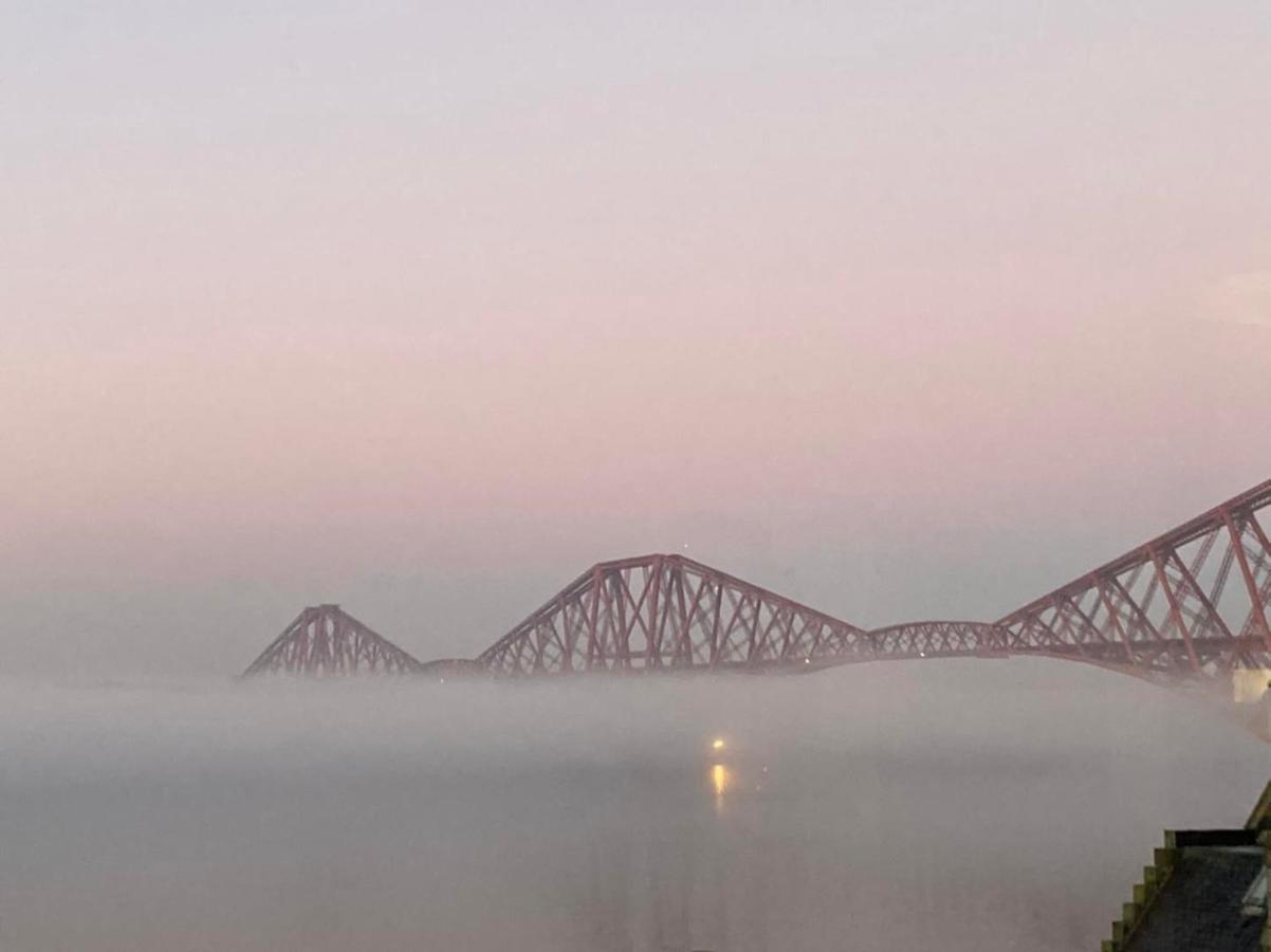 Forth Reflections Self Catering South Queensferry 外观 照片
